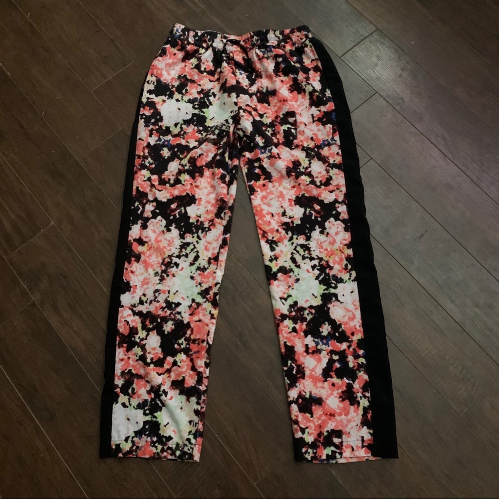 Xhiliration Pants